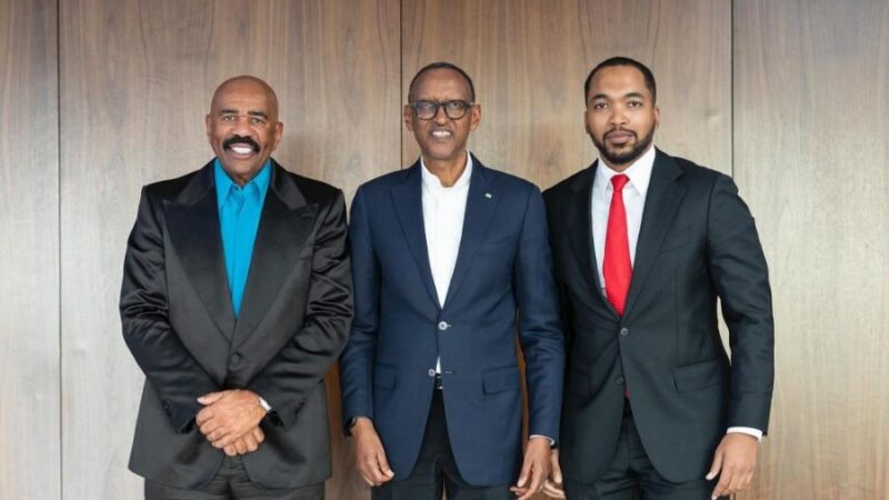 Perezida Kagame yahuye n’Umunyarwenya akaba n’umukinnyi wa filime muri Leta Zunze Ubumwe za Amerika