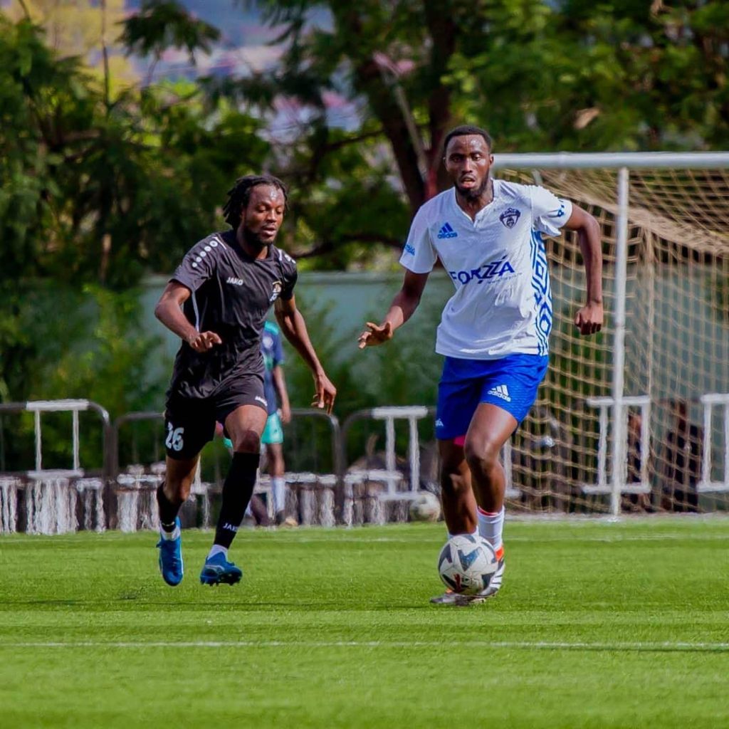 APR FC yanganyije na Gorilla FC mu mukino ishobora guterwamo impaka