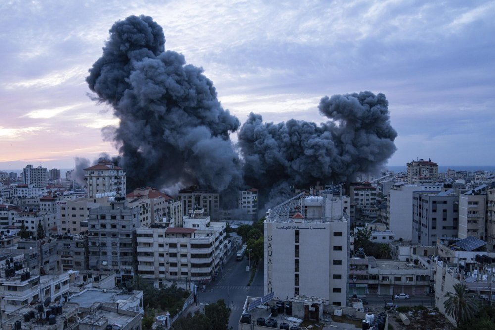 Ibitero bya Israel byahitanye abasaga 20