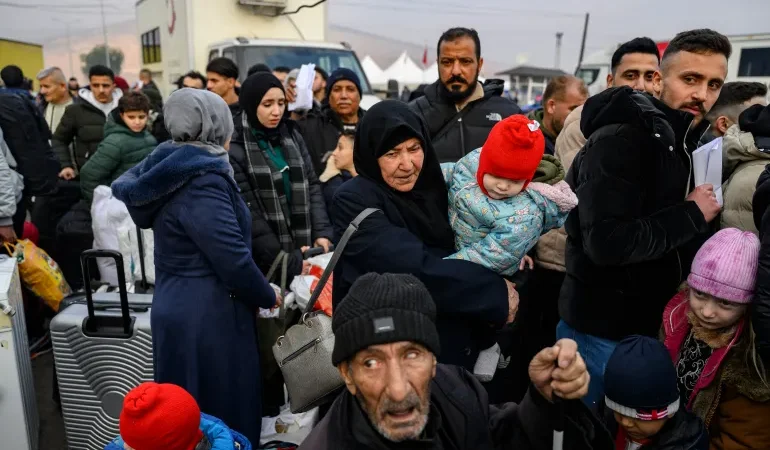 Syria: Abana batahutse banyuze inzira itazwi ku mupaka wa Turukiya na Siriya