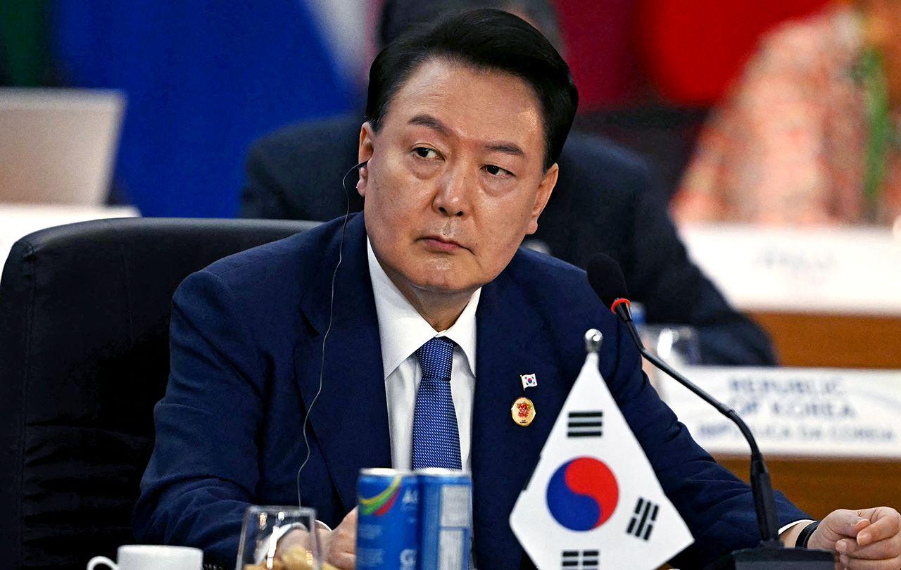 Korea y’Epfo: Ibiro bya Perezida Yoon Suk Yeol, byasatswe uwari minisitiri w’ingabo bira murenga