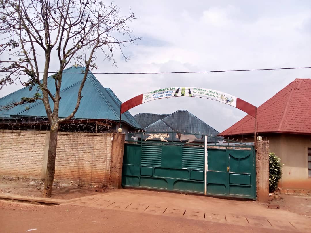 Kayonza: Roommate Ltd rwenga inzoga rukomeje kuzamura imibereho y’abari n’abategarugori