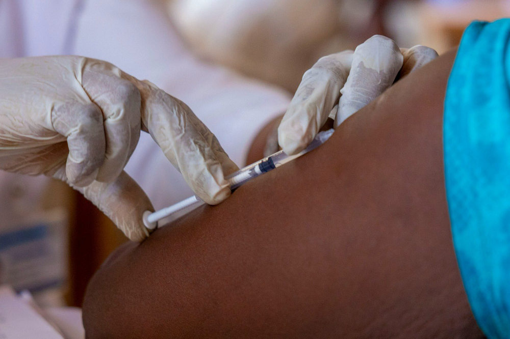 U Rwanda rwatangiye gukingira n’ababana na virusi itera SIDA