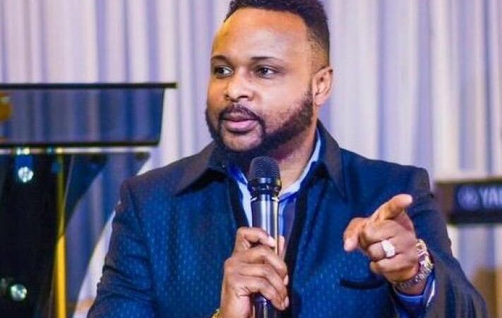Joseph Kabila agarutse mu bikorwa bya politiki? Pasiteri Paul Mukendi arabisebya