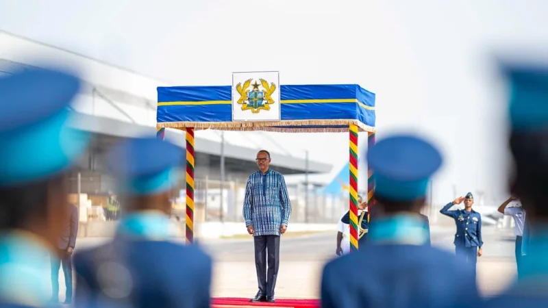 Perezida Kagame yitabiriye umuhango wo kurahira kwa mugenzi we wa Ghana John Mahama