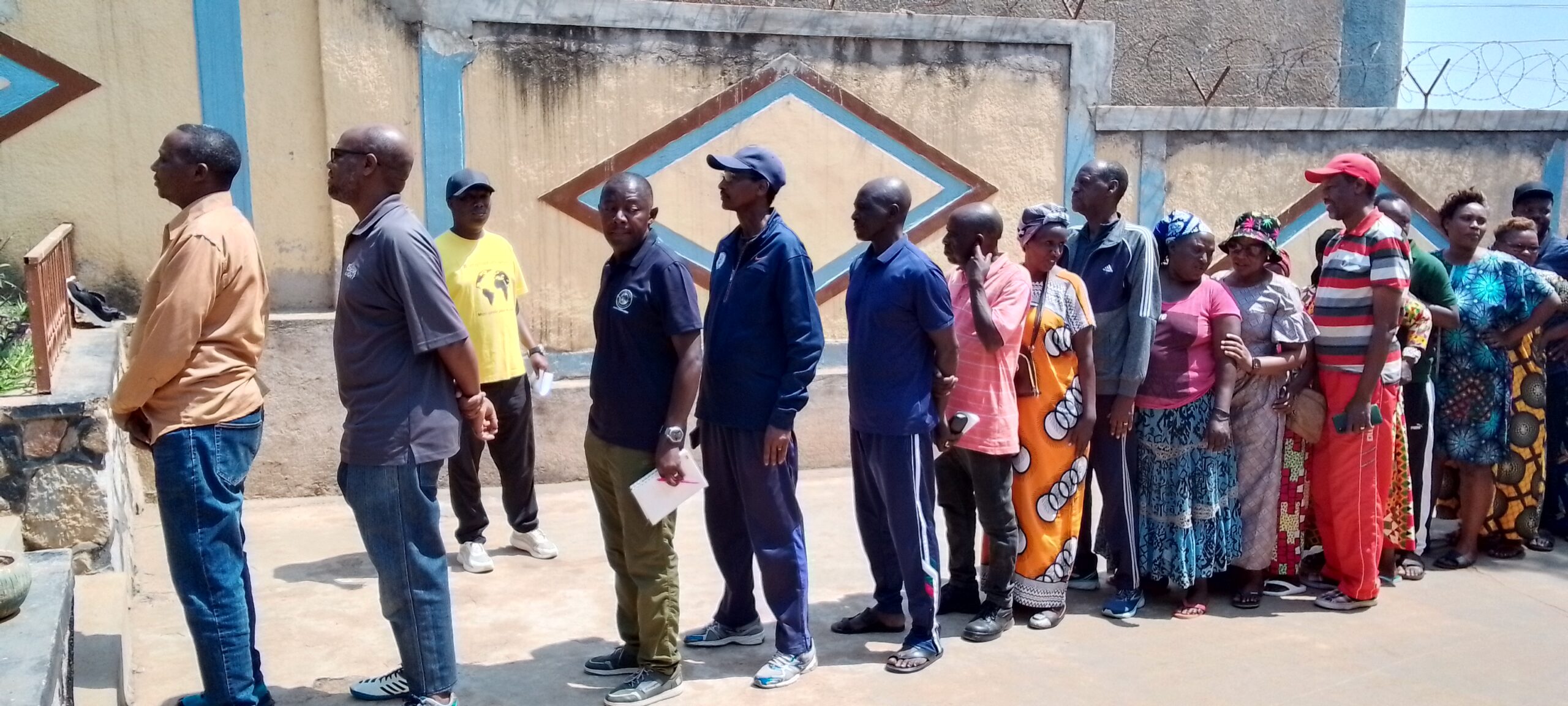 Remera: Abaturage Bitabiriye Amatora yo Gusimbuza Abayobozi, Umutekano n’Isuku Bishyirwa imbere