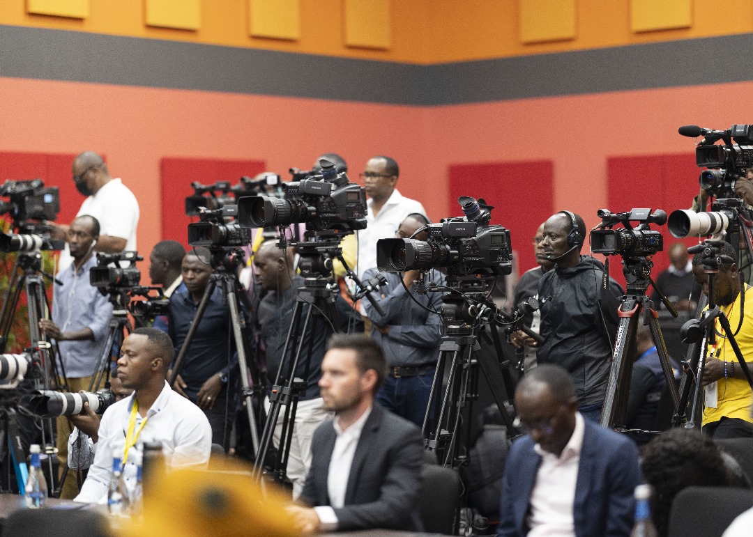 Abadepite Batabarije Itangazamakuru Nyarwanda Ridafite Urwego Riryitaho