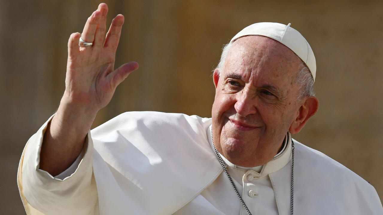 Papa Francisco yari muntu ki?