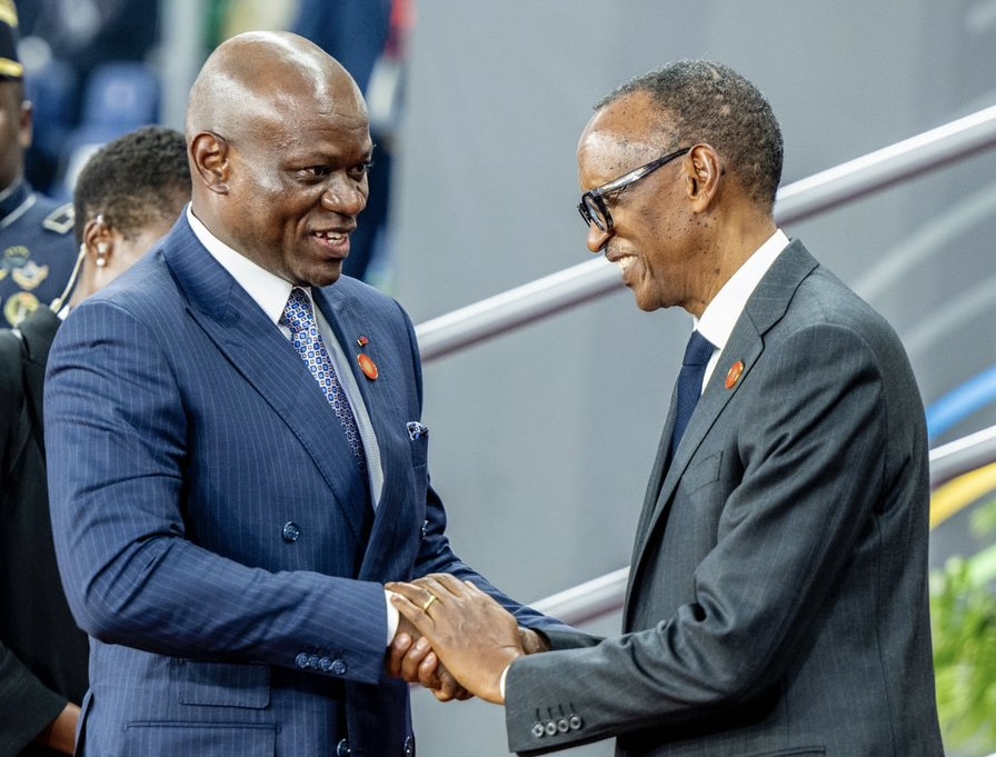 Perezida PKagame ategerejwe muri Gabon mu umuhango w’irahira rya Perezida w’iki gihugu Gén. Clotaire