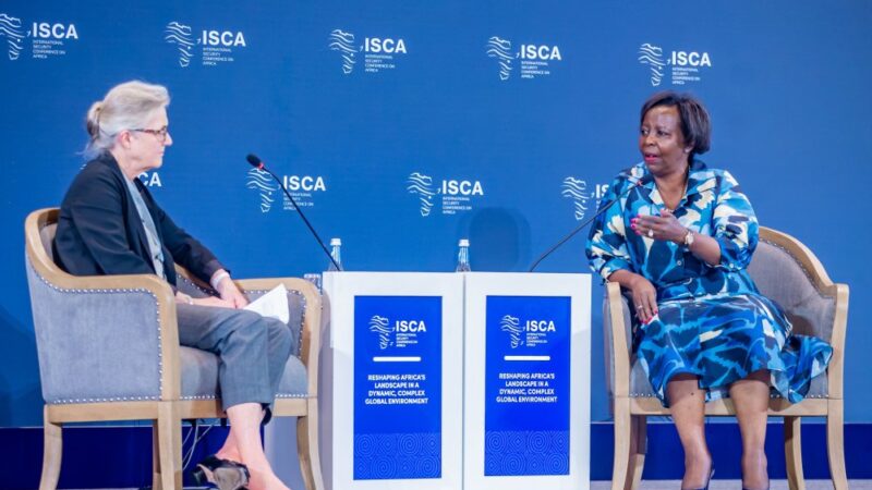 Mushikiwabo umunyabanga mukuru wa OIF yatangaje icyatuma Afrika igera ku iterambere