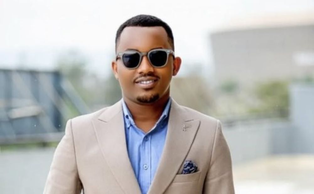 Amagambo Ngabo yavuze kuri Tom Close yateje impaka mu muziki nyarwanda