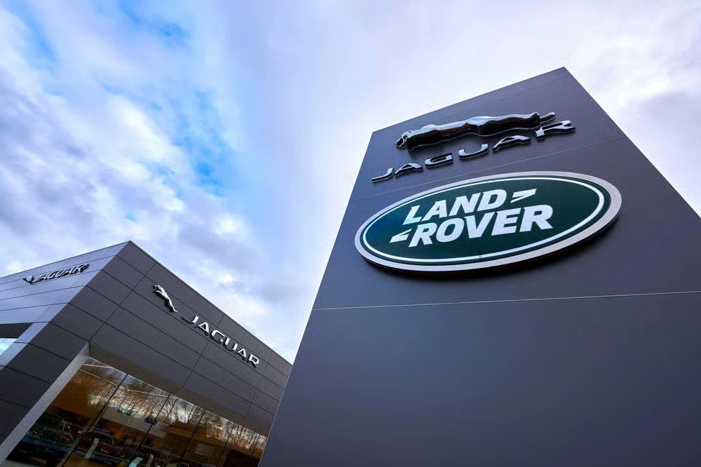 Jaguar Land Rover igiye kugabanya abakozi basaga 500