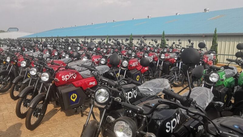 SPIRO irakataje mu gukwirakwiza moto z’amashanyarazi mu Rwanda