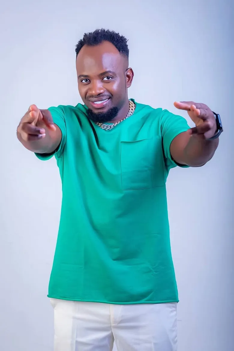 David Lutalo yikomye bashinja Eddy Kenzo bavuga ko yabimye inkunga ya Leta