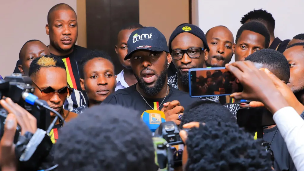 Eddy Kenzo yangaje ko Pallaso akiri umunyamuryango wa UNMF