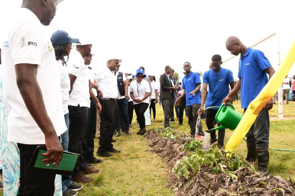 FAO and MINAGRI join citizens in Nyamagabe to celebrate World food day