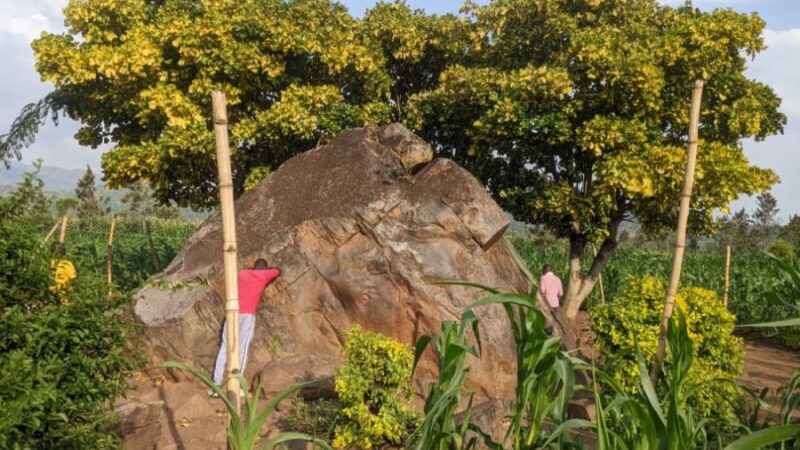 Rusizi: Ubuyobozi bwahaye umuburo abasengera ku ibuye rya Ryankana