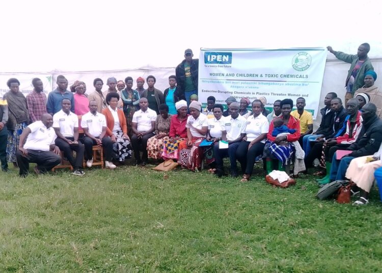 ARECO-Rwanda Nziza irakangurira abaturage kugabanya ikoreshwa rya pulasitiki kubera ingaruka zikomeye ku buzima
