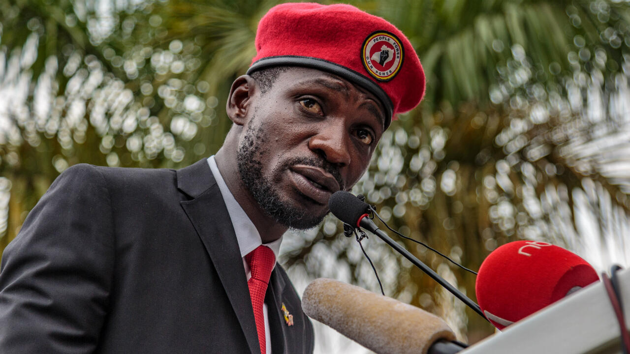 Simbasha no guhindura imyenda: Bobi Wine ndashaka gusubira iwanjye