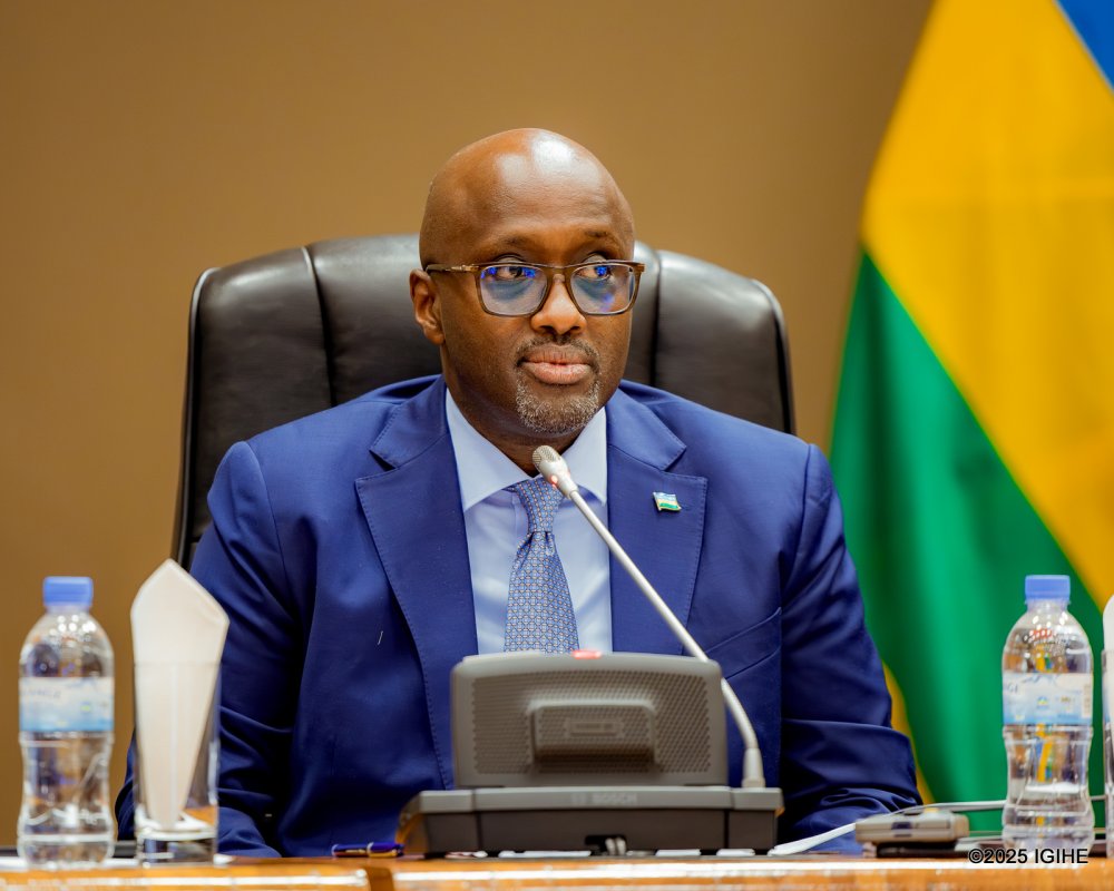 Niba ibihano twafatirwa byakemura ibibazo bya RDC twabyemera – Minisitiri Nduhungirehe