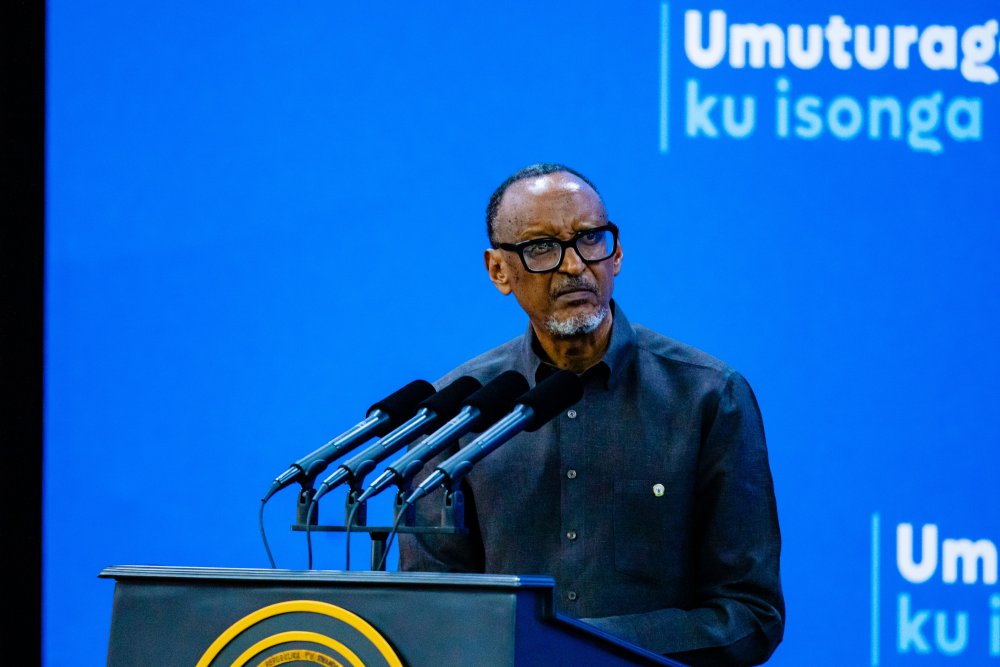 “Muri abirasi kandi mwiratana ubusa” – Perezida Kagame