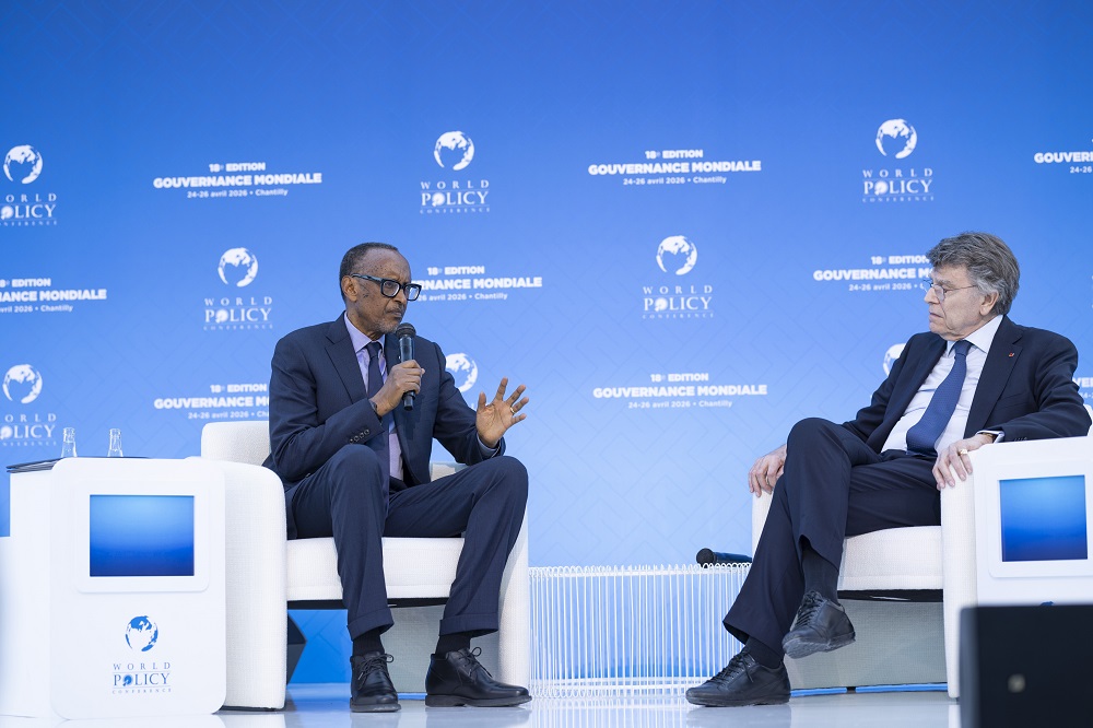 Perezida Kagame yagaragaje ko ibihugu bikennye bidakwiye gutegekwa uko bibaho