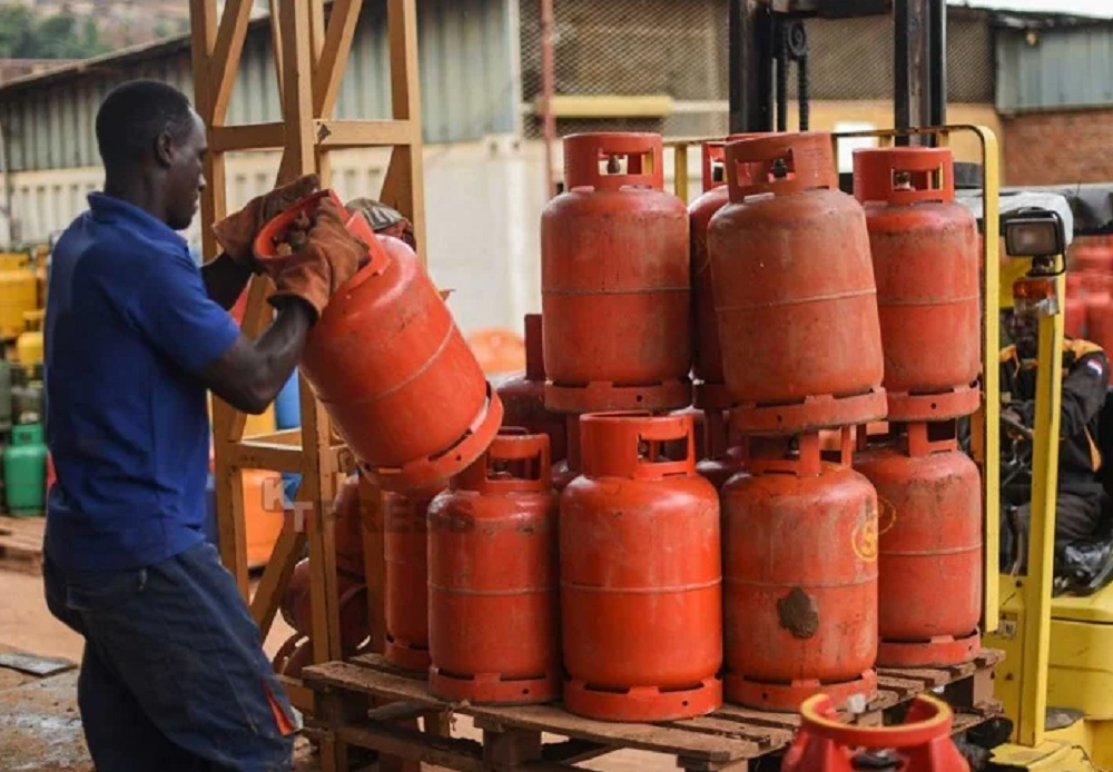Ibiciro by’ibicanwa birimo Gaz, amakara n’ibindi bicanwa bikomeje gutumbugira