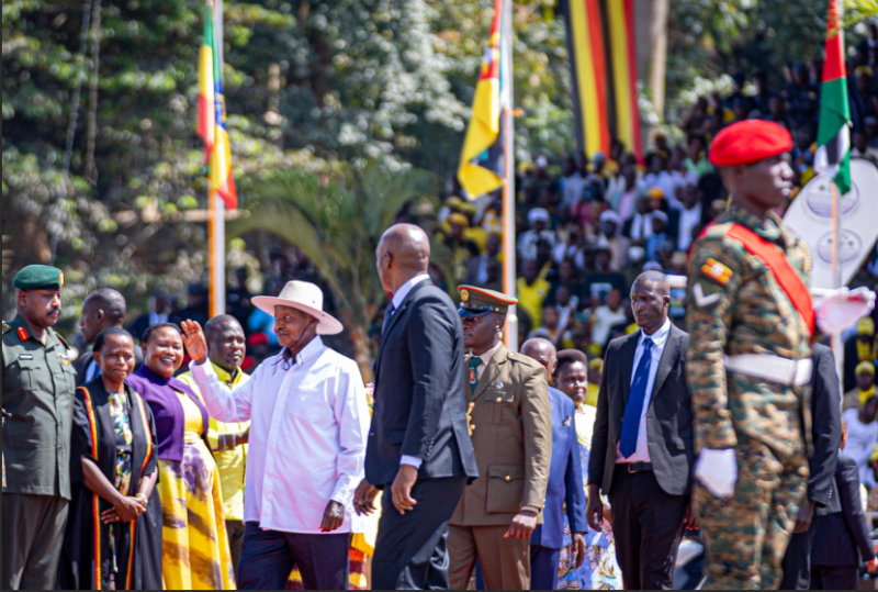 Mbere y’irahirahira rya perezida Musevuni, basegeye umugore we Janet Kataha Museveni