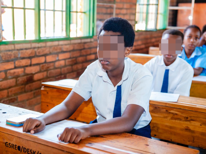 Kuki amashuri yigenga yakomeje guhigika aya Leta mu bizamini bisoza abanza?